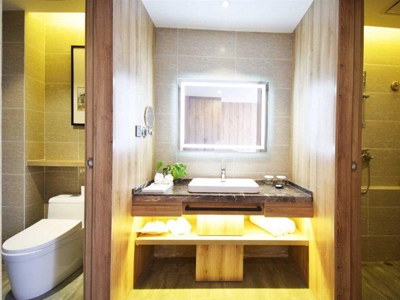 Jinjiang Metropolo Hotel Nanjing Jiangjun Dadao Hehai University Branch Bagian luar foto