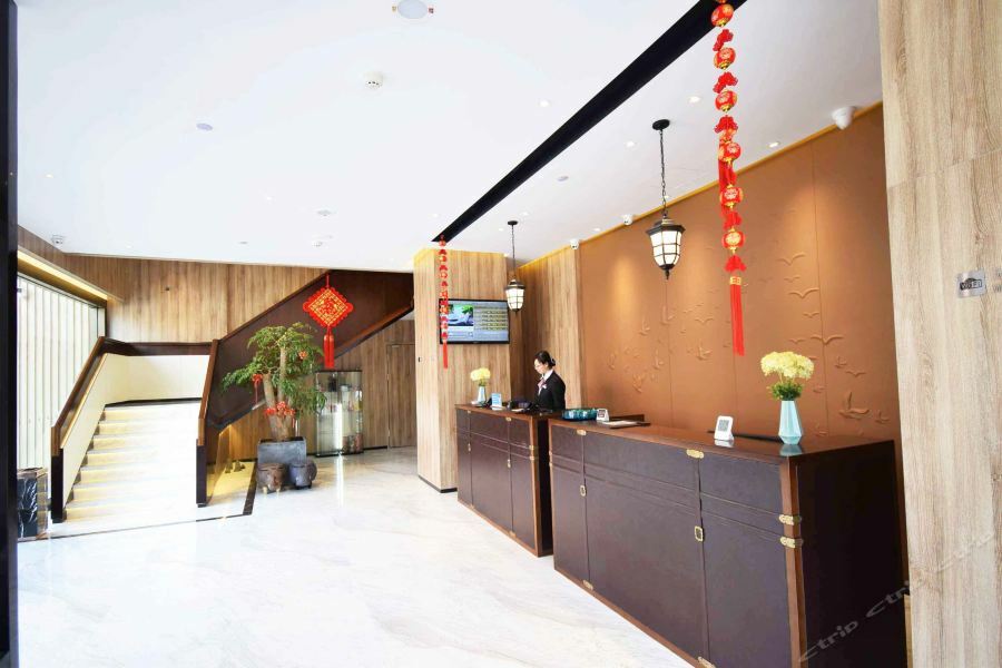 Jinjiang Metropolo Hotel Nanjing Jiangjun Dadao Hehai University Branch Bagian luar foto